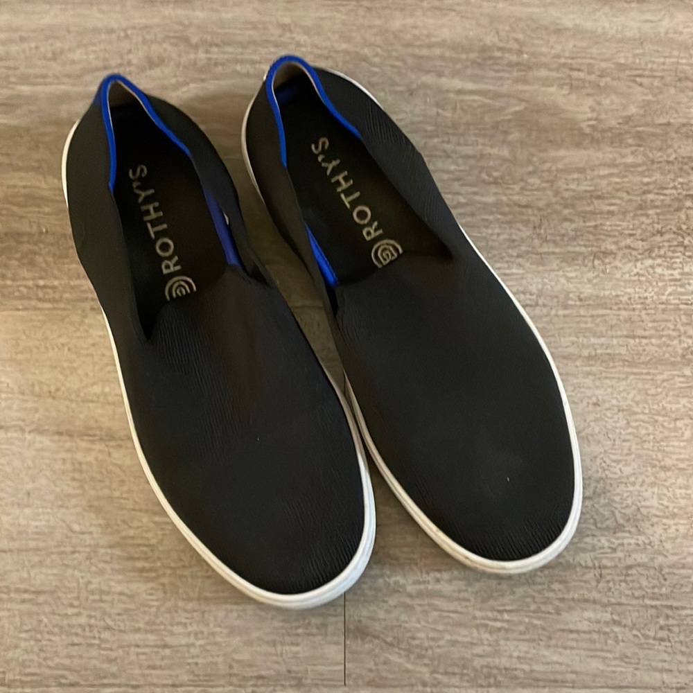 Rothys the sneaker, black, size 8